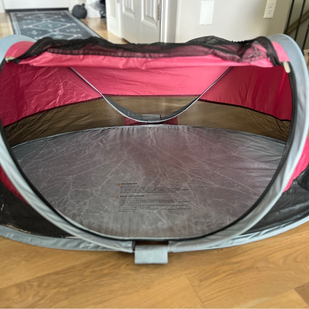 KidCo PeaPod Travel Bed – 1–3 Years – Portable Toddler Travel Tent